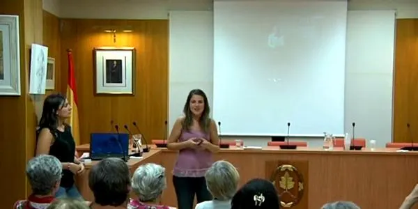 Càritas i l’Ajuntament d’Altafulla busquen persones voluntàries pel programa d’acompanyament emocional de la gent gran ‘Ara al teu costat!’