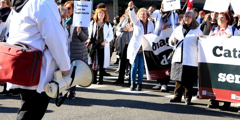 El Departament de Salut admet una afectació "important" de la vaga i crida el sector a trobar una solució plegats