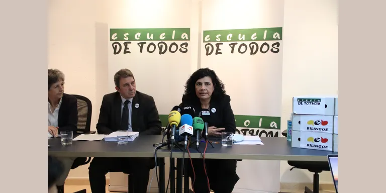 L'AEB demana a la justícia que fixi un termini màxim d'un mes perquè les escoles modifiquin els projectes lingüístics