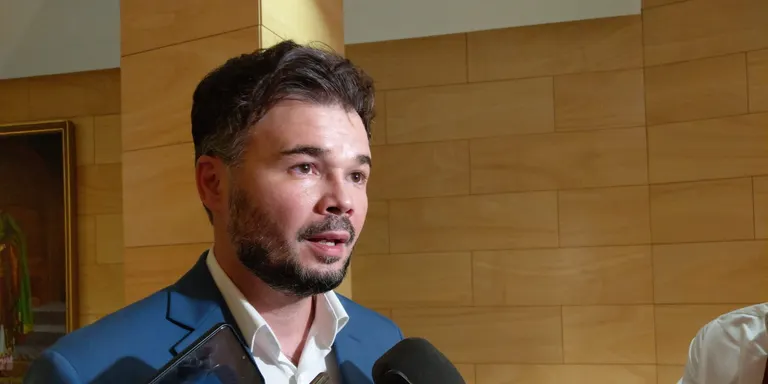 Rufián demana disculpes: "M'he equivocat amb unes declaracions molt desafortunades"