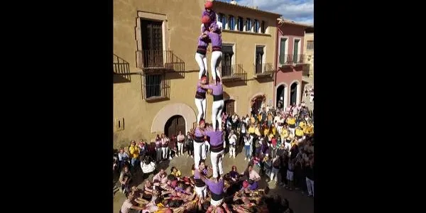 Els Castellers d'Altafulla signen la millor diada de la història carregant novament el 2d7