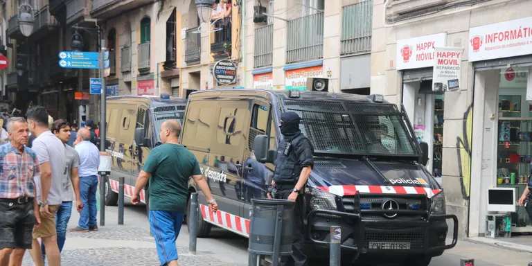La seguretat es manté com a principal preocupació dels barcelonins mentre millora la valoració de la ciutat i el govern
