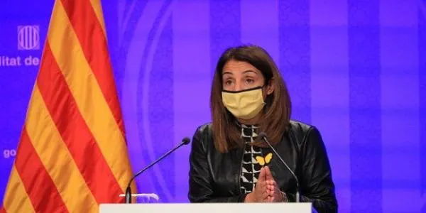 Meritxell Budó admet que el confinament de cap de setmana és una de les opcions que hi ha sobre la taula