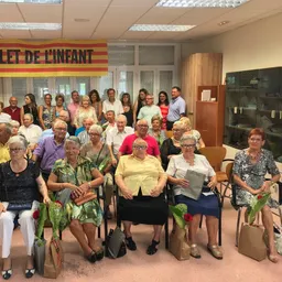 Reportatge de l'homenatge als àvis i àvies que fan 80 anys - episode art