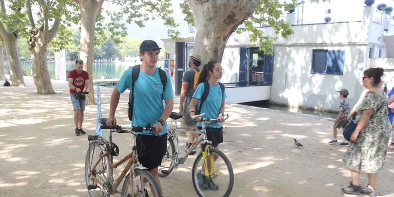 Banyoles contracta educadors ambientals per conscienciar els visitants a l'estany del respecte pel medi