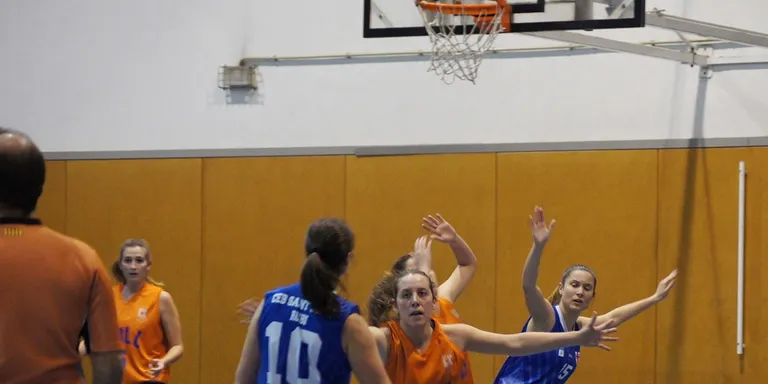 Partit, i victòria, 10 del CEB Sant Jordi femení