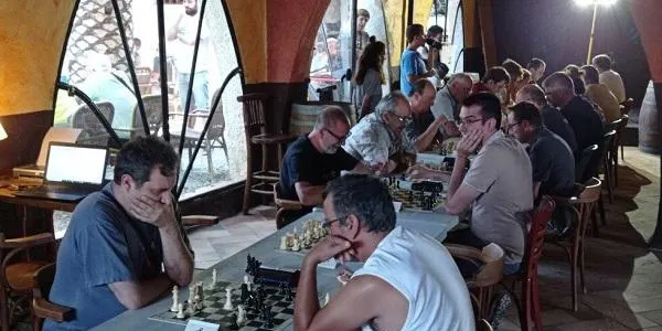 El Circuit Drac Artcai d’escacs solidaris farà aturada a la Riera i el Catllar el 30 d’octubre i el 12 de novembre