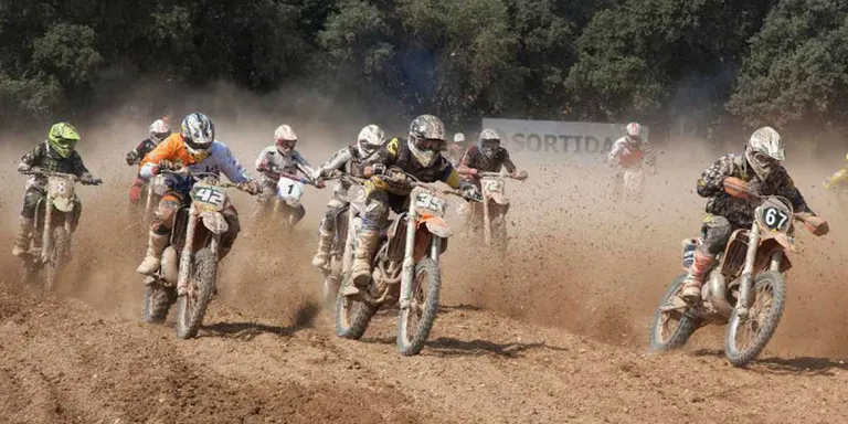 Montgai acull la presentació del llibre sobre els 50 anys del circuit de motocròs