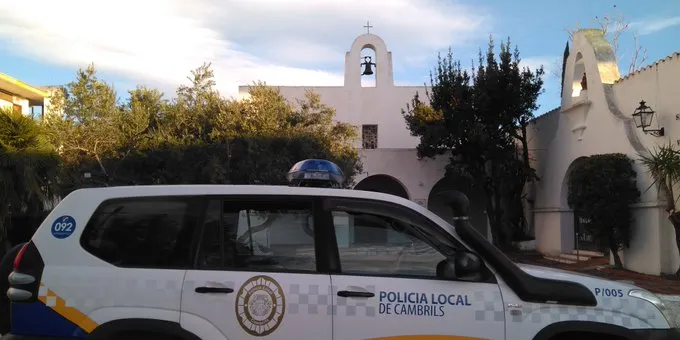 La Policia Local de Cambrils desallotja un xalet que havia estat ocupat a Vilafortuny