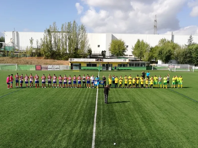 Olímpic i Can Parellada van disputar un igualat partit
