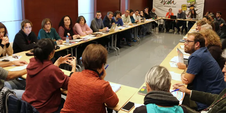Somescola denuncia la "instrumentalització" de les institucions europees per fer propaganda contra la immersió