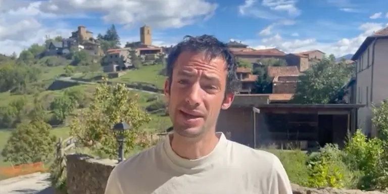 Kilian Jornet demana col·laboració amb el projecte contra les deixalles a l’Everest