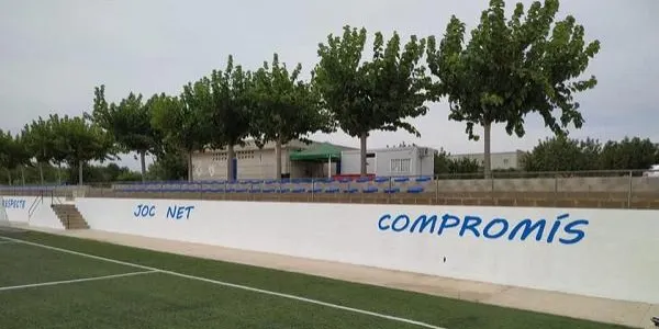 CF La Riera – UD Torredembarra: nou derbi a Tercera