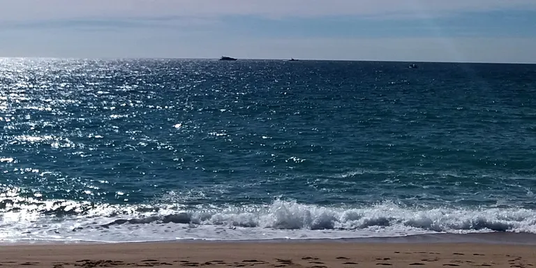 Troben el cos de l'home desaparegut dissabte al mar