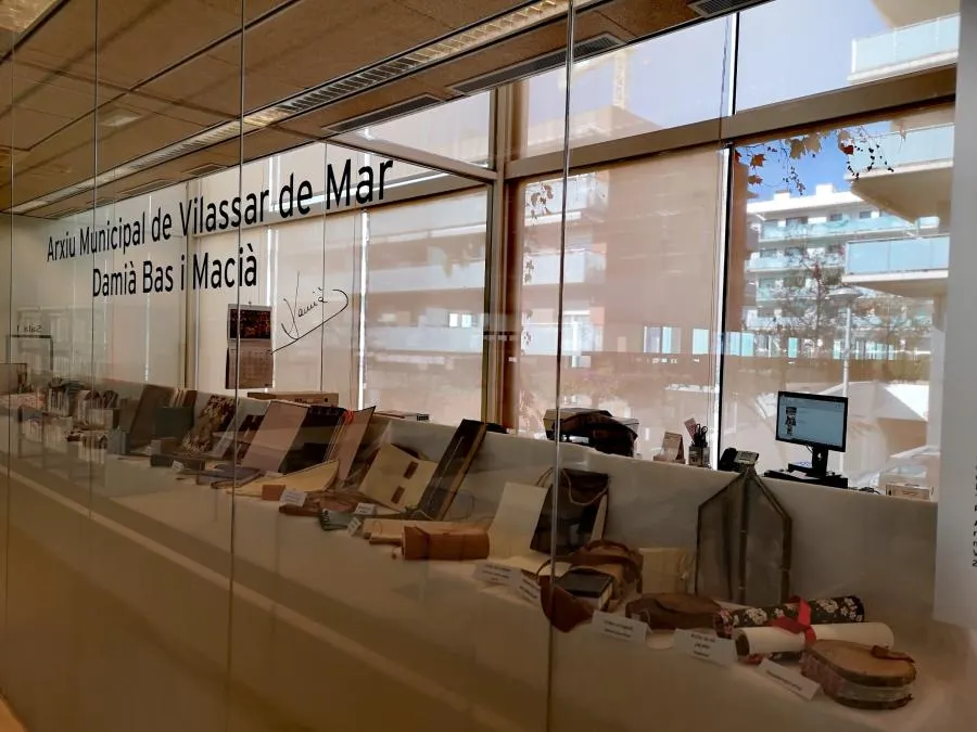 Exposició sobre els diversos tipus d’enquadernació en el món