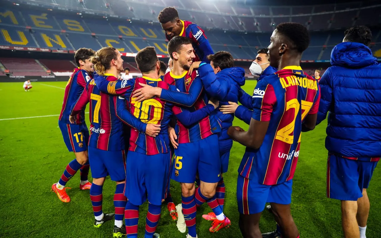 La llum (blaugrana) al final del túnel