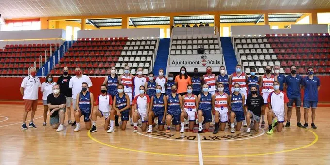 Derrota de les noies del CB Valls en el debut de pretemporada