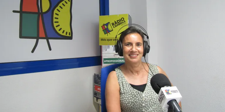 Núria Lucas: “Un ús exagerat del mòbil pot causar problemes mentals als joves per autoaïllament”
