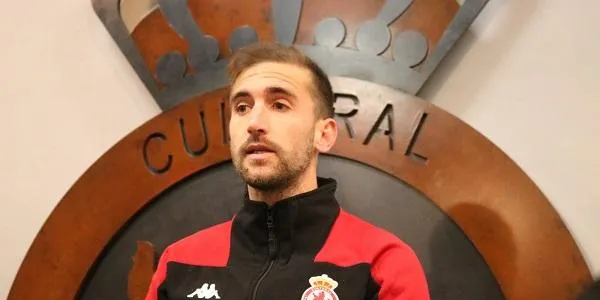 Unes molèsties ajornen el debut d’Alberto Benito amb la Cultural Leonesa