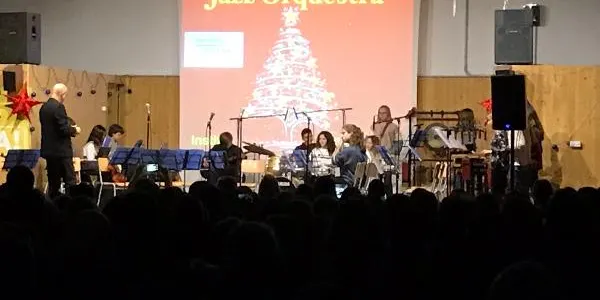 El concert solidari de la Jazzorquestra recapta més de 1.100 euros per a La Marató
