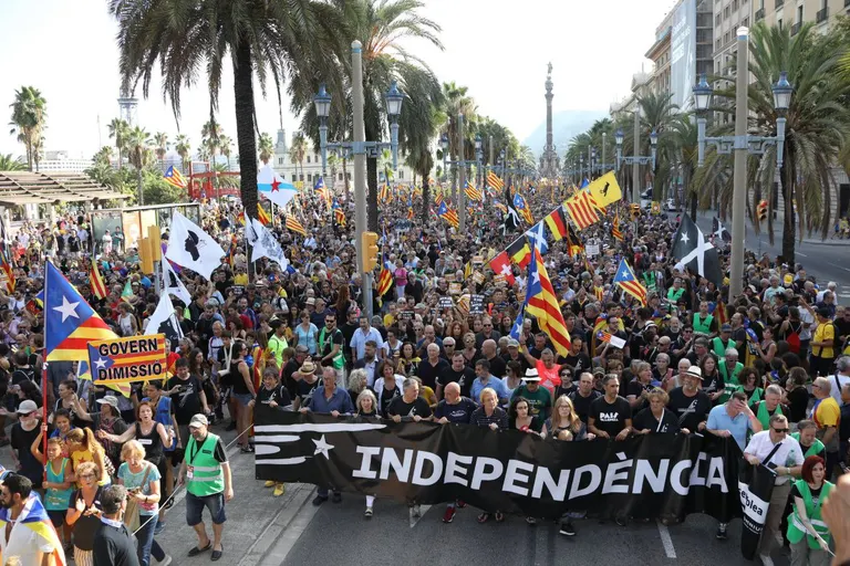 L'Opinió: Una diada descafeïnada