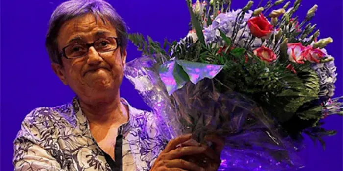El Teatre Principal s'omple per homenatjar Mercè Cussó