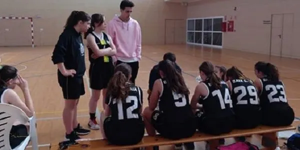 L’Infantil Femení guanya l’AB Salle TGN i es queda a dos punts del lideratge (71-44)