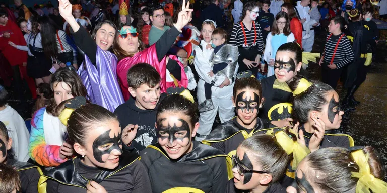 Un Carnaval encara readaptat dóna el tret de sortida al Morell