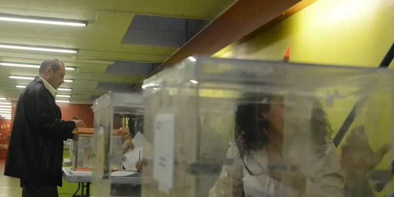 Les persones immigrades encara tenen temps per inscriure's en el cens electoral
