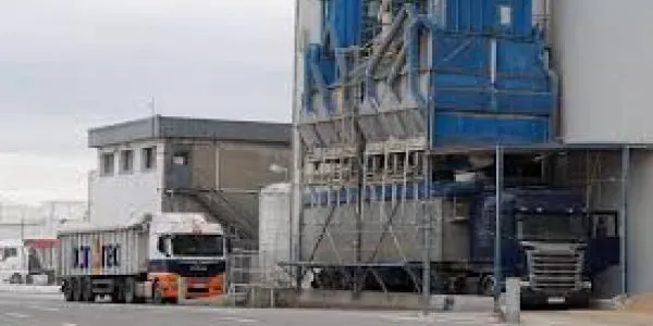 El sector agroalimentari exigeix una solució urgent al conflicte dels estibadors al Port de Tarragona