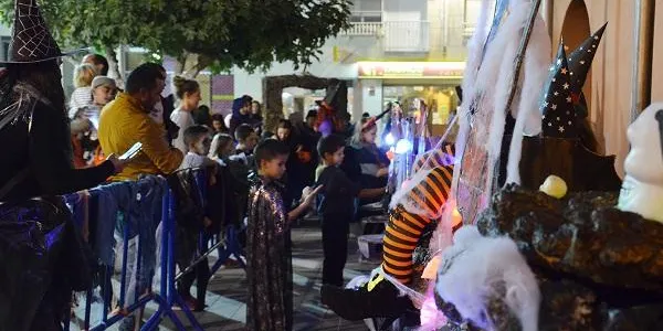 Roda de Berà celebrarà una fusió de les festes de la Castanyada i el Halloween