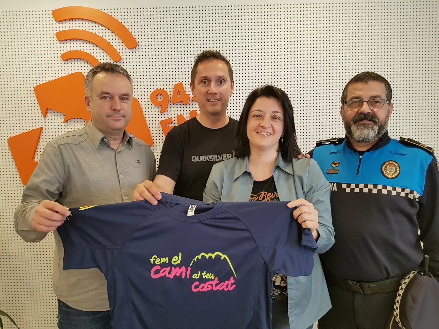 La Policia Local de Pineda participa un any més a la caminada contra el càncer "Fem el camí al teu costat"