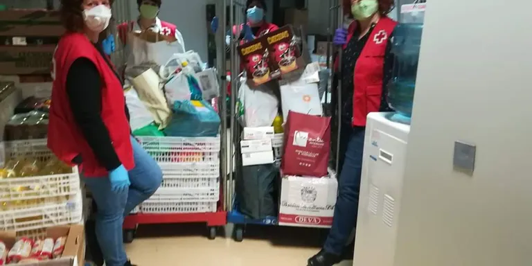 La Creu Roja atén 620 famílies de Pineda amb ajuts en alimentació, higiene i productes farmacèutics