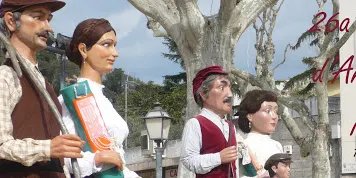 Les colles geganteres comencen a bellugar-se per recuperar la cultura popular i les cercaviles aquest estiu