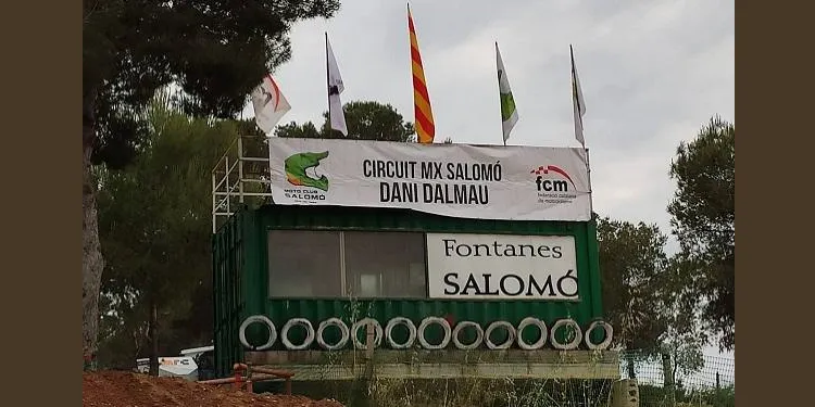 La FCM atorga al Moto Club Salomó el premi a ‘Millor club organitzador de Motocròs’ de 2022