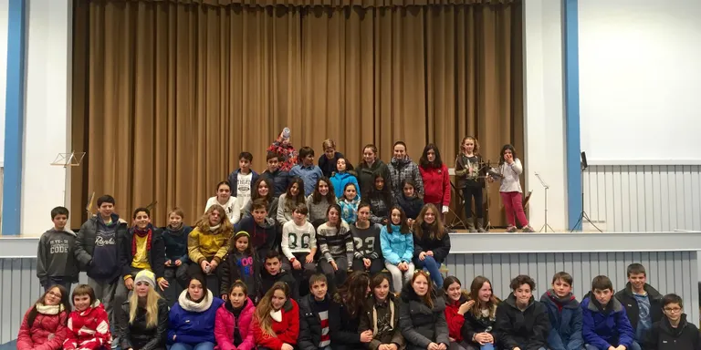 Joves mallorquins fan un intercanvi amb estudiants de l'INS Joan Brudieu de la Seu
