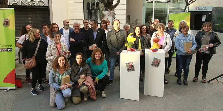 El comerç de Blanes recupera ‘En Bla i la Nes’, dos personatges fantàstics de la vila, per la Campanya de Tardor