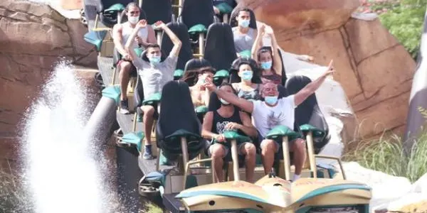 Obre el parc temàtic PortAventura World