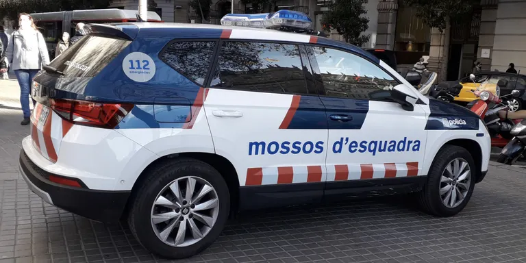 Detingut un grup especialitzat en robar a cases de persones amb un alt poder adquisitiu