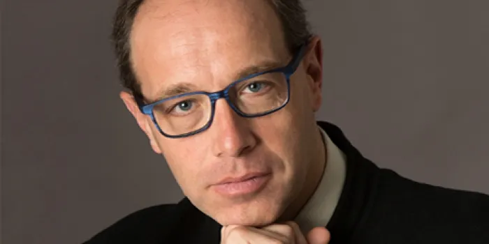 Francesc Torralba presenta a Arenys un llibre sobre l'adaptació dels infants