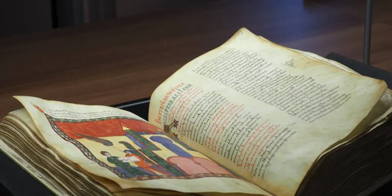Satisfacció del Bisbat d'Urgell per la restauració del manuscrit del Beatus