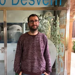 Entrevistes de la Justa del 21/12/2021 — Actualitat municipal a Sant Just Desvern: restriccions Covid, Cavalcada de Reis, participació a Mas Lluí i Plaça de la Pau, Can Freixas, residus, zona verda/blava i nous habitatges - episode art