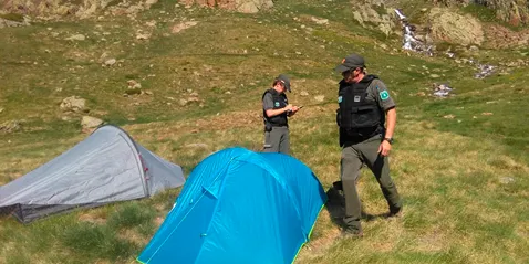 Campanya de vigilància per evitar l'acampada il·legal al Parc Natural de l'Alt Pirineu