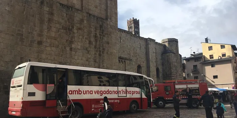 Més de 40 donacions en el marc de la campanya 'Els bombers t'acompanyen a donar sang', a la Seu
