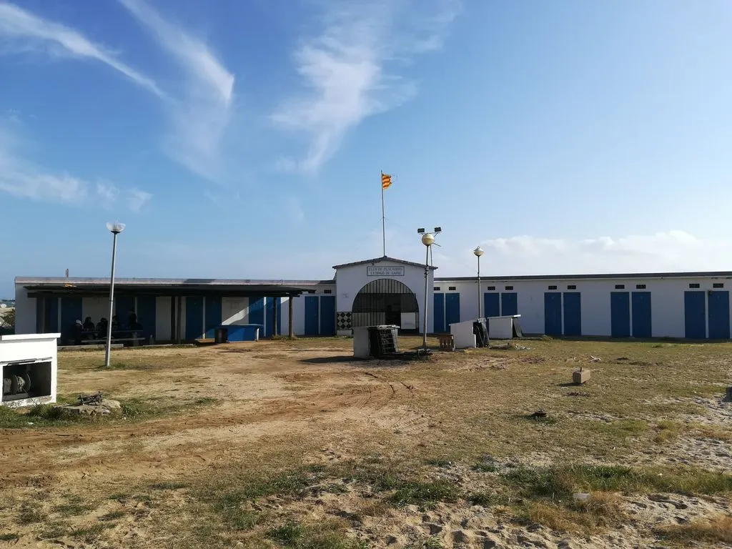 Crida per netejar la platja de l’Espigó de Garbí