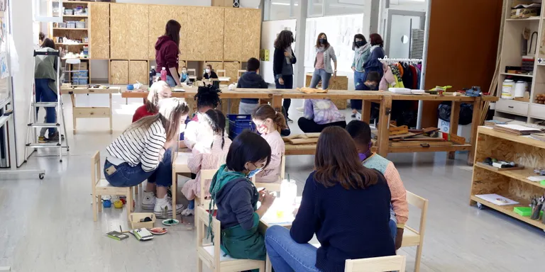 El TSJC obliga una classe de P5 de Canet a fer el 25% d'hores en castellà