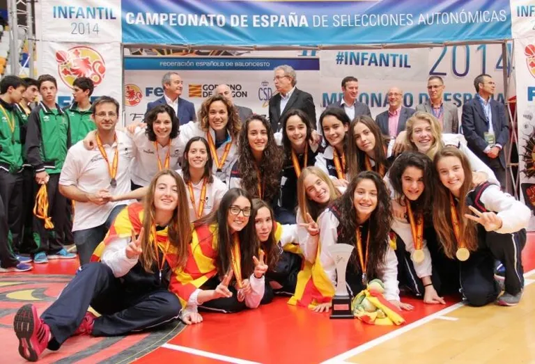 Lluís Biosca, sotscampió estatal amb la selecció catalana infantil femenina