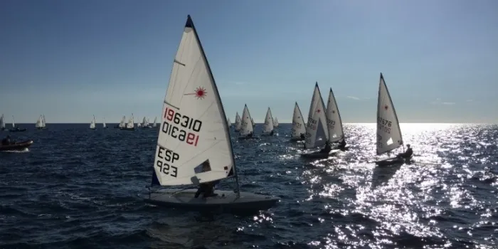 La classe là ser del Club Nà utic Arenys aconsegueix bons resultats a la Halloween Race disputada a Salou