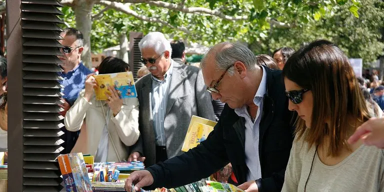 Valls celebrarà un Sant Jordi descentralitzat