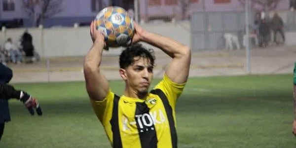 El CE Altafulla perd a Vallmoll i queda endarrerit en la lluita per la promoció (2-1)
